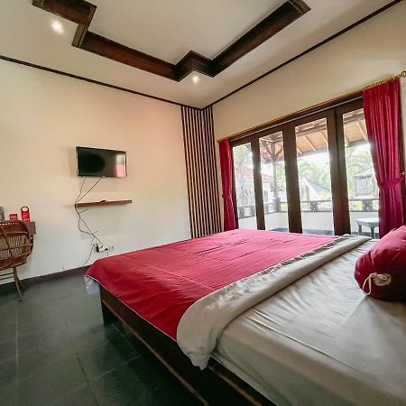 RedDoorz Plus near Seminyak Square Denpasar  Bagian luar foto